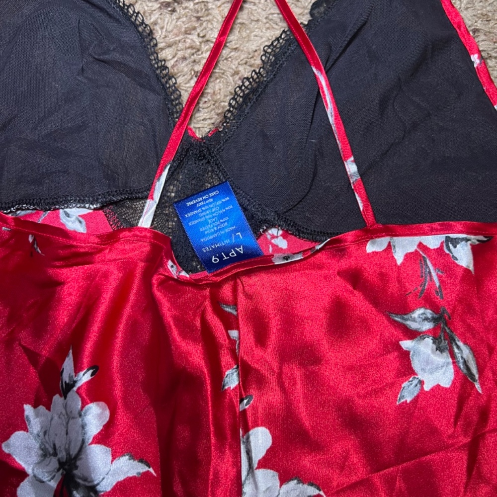 Red satin floral slip dress with black lace top - Picture 7 of 7